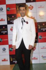 Karan Johar at the Red Carpet Event Of Zee Cine Awards 2018 on 19th Dec 2017 (103)_5a3a0c8ab7d7e.JPG
