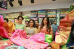 Catherine Tresa, Mehareen, Shalini Pandey launch KLM Fashion Mall at Vizag on 25th Dec 2017 (93)_5a41e25ded38f.jpg