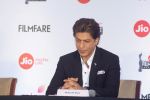 Shah Rukh Khan at 63rd Jio Filmfare Awards 2018 Press Conference on 26th Dec 2017 (100)_5a433108ece80.JPG