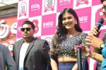 Heba Patel launch B New Mobile store at Chirala on 31st Dec 2017 (9)_5a4b27b574635.JPG