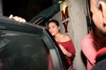Kriti Sanon and Sister Nupur Sanon Spotted At Spa In Juhu on 4th Jan 2018 (1)_5a4f15d2df97d.JPG