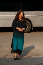 Farah Khan On the Sets Of Super Dancer on 8th Jan 2018  (13)_5a54489e64f68.jpg