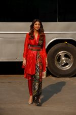 Shilpa Shetty On the Sets Of Super Dancer on 8th Jan 2018  (13)_5a544930a4840.jpg