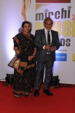 at Mirchi Music Awards in NSCI, Worli, Mumbai on 28th Jan 2018 (189)_5a6ec01660540.JPG
