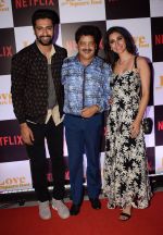 Vicky Kaushal, Alankrita Sahai, Udita Narayan at the Screening of Ronnie Screwvala_s film Love per square foot in Cinepolis, Andheri, Mumbai on 10th Feb 2018 (31)_5a8132f695285.JPG