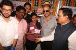 Akshay Kumar & Aditya Thackeray Inaugurate the Pad vending machine at Mumbai Central ST Depot, Mumbai on 15th Feb 2018