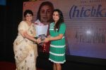 Rani Mukerji at Song Launch of OYE HICHKI at Maneckji Cooper School, Santacruz, Mumbai  (91)_5a8d35e07ec94.JPG