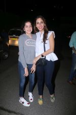 Farah Ali Khan at Uk pop sensation HRVY_s debut album performance at Hard Rock Cafe, Worli on 24th Feb 2018 (43)_5a9818d8948af.jpg