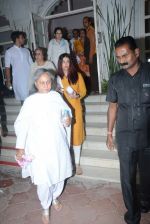 Aishwarya Rai Bachchan, Jaya Bachchan at the Prayer meet for veteran actress shammi in Iskon in juhu, mumbai on 8th March 2018 (8)_5aa2252cf3b47.JPG