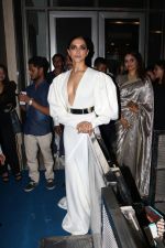 Deepika Padukone at Hello Hall of Fame Awards in st regis in mumbai on 12th March 2018