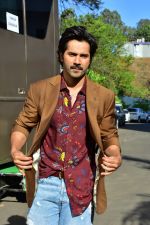 Varun Dhawan Spotted On the Sets Of Super Dancer - Chapter 2 For Promotion Of His Film October on 23rd March 2018 (24)_5ab4a8db2831d.jpg