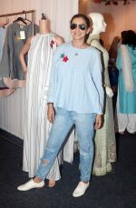 at The VIP Preview Of Pernia_s Pop Up Show on 30th March 2018 (16)_5abf4917e56ff.JPG