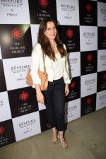 Neelam Kothari At The Launch Of Bespoke Home Jewels By Minjal Jhaveri on 13th April 2018 (6)_5ad1bddc49a77.jpg