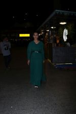 Patralekha Spotted At Airport on 17th April 2018 (3)_5adf2eefdcd19.JPG