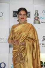 Rekha at 11th Geospa Asiaspa India Awards 2018 on 24th April 2018  (24)_5ae0951de166c.jpg