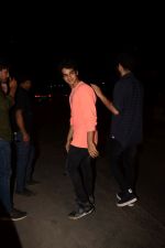 Ishaan Khattar snapped at Grandmama�s All Day Cafe on 28th April 2018 (20)_5ae567aee3495.JPG