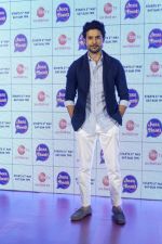 Rajeev Khandelwal at the press conference For Its Upcoming Chat Show Juzzbaatt on 27th April 2018 (34)_5ae5555d1fe1c.JPG
