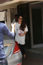 Kareena Kapoor spotted at gym on 1st May 2018