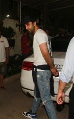 Ranbir Kapoor at the Screening of 102 NotOut in Sunny Super sound, juhu on 1st May 2018 (83)_5ae9587521c17.jpg