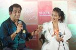 Manisha Koirala at book launch of Dr. Yusuf Merchant_s latest book HAPPYNESSLIFE LESSONS on 5th May 2018 (26)_5af0622677acc.JPG