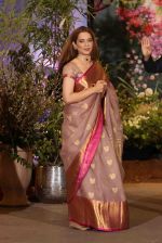 Kangana Ranaut at Sonam Kapoor and Anand Ahuja_s Wedding Reception on 8th May 2018 (93)_5af43d89d0814.JPG