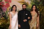 Karisma Kapoor, Saif Ali KHan, Kareena Kapoor at Sonam Kapoor and Anand Ahuja's Wedding Reception on 8th May 2018