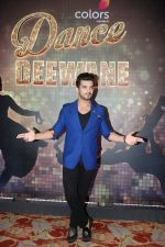 Arjun Bijlani on the sets of New Dancing Reality Show Dance Deewane on 23rd May 2018 (63)_5b0c087507979.JPG