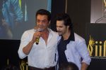 Bobby Deol, Varun Dhawan at IIFA press conference in jw marriott juhu on 12th June 2018 (111)_5b20c1d84315e.jpg