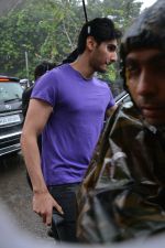 Aahan Shetty spotted at Bandra on 24th June 2018 (5)_5b308d1e0dabe.JPG