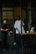 Anil Kapoor spotted at bandra on 11th July 2018 (6)_5b46d42d6ea3a.JPG