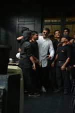 Anil Kapoor spotted at bandra on 11th July 2018 (9)_5b46d43392949.JPG