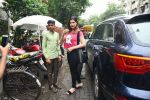 Zarine Khan spotted at bandra on 24th July 2018 (1)_5b5818cb65f31.JPG