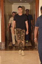 Akshay Kumar Spotted For Promotion For Film Gold on 27th July 2018 (3)_5b5c205d1f2db.JPG
