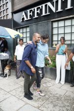Sonam Kapoor & Anand Ahuja At The Opening Of Anand Ahuja New Store In Bandra on 27th July 2018 (1)_5b5c20f9ed4f8.JPG