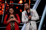 Manish Paul at the promotions of film Fanney Khan On The Sets Of Indian Idol in Yashraj Studio, Andheri on 1st Aug 2018 (115)_5b62b336041bf.JPG