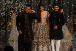 Salman Khan, Katrina Kaif at Red Carpet for Manish Malhotra new collection Haute Couture on 1st Aug 2018 (123)_5b62bb1984108.JPG