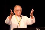 Gulzar at 5th edition of Screenwriters conference in St Andrews, bandra on 3rd Aug 2018 (85)_5b659bec2d90e.jpg