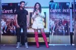 Puneesh Sharma, Bandgi Kalra at the launch of Kasino Bar and Launch of Meet Bros song Love Me on 6th Aug 2018 (32)_5b694390451fd.JPG
