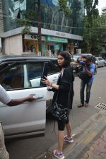 Khushi Kapoor spotted at bandra on 11th Aug 2018 (8)_5b712d34d83b1.JPG