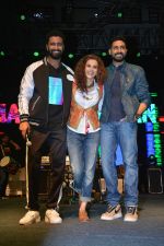 Vicky Kaushal, Taapsee Pannu, Abhishek Bachchan at Manmarziyaan Music Concert in NM College In Juhu on 19th Aug 2018 (13)_5b7a74f58a11c.jpg