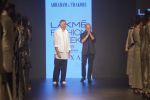 at ABRAHAM & THAKORE RUNWAY at Lakme Fashion Week on 22nd Aug 2018 (14)_5b8168eb2f258.JPG