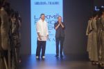 at ABRAHAM & THAKORE RUNWAY at Lakme Fashion Week on 22nd Aug 2018 (15)_5b8168ee3f05a.JPG