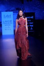 Model walk the ramp for  ritu kumar at Lakme Fashion Week on 26th Aug 2018 (4)_5b83cf3a0d10b.JPG
