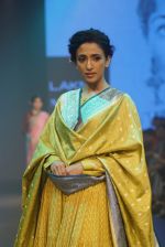 Model walk the ramp for Gaurang at LAKME FASHION SHOW DAY 3 on 24th Aug 2018 (27)_5b83937a7112e.JPG