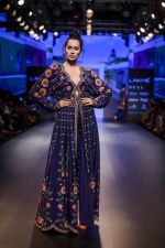 Model walk the ramp for Jayanti Reddy at Lakme Fashion Week on 26th Aug 2018