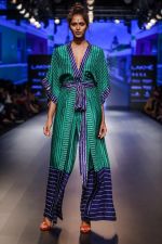 Model walk the ramp for Jayanti Reddy at Lakme Fashion Week on 26th Aug 2018