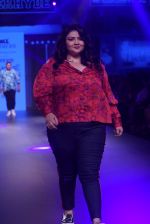 Model walk the ramp for Narendra Kumar at Lakme Fashion Week on 26th Aug 2018 (56)_5b83d0646f9c6.JPG