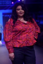Model walk the ramp for Narendra Kumar at Lakme Fashion Week on 26th Aug 2018 (57)_5b83d067e7760.JPG
