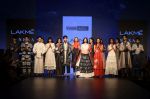 at Vineet Rahul Show at Lakme Fashion Week on 26th Aug 2018 (20)_5b83c43335bcf.JPG