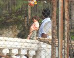 Shahrukh Khan, Abram Celebrate Dahihandi At Mannat In Bandra on 3rd Sept 2018